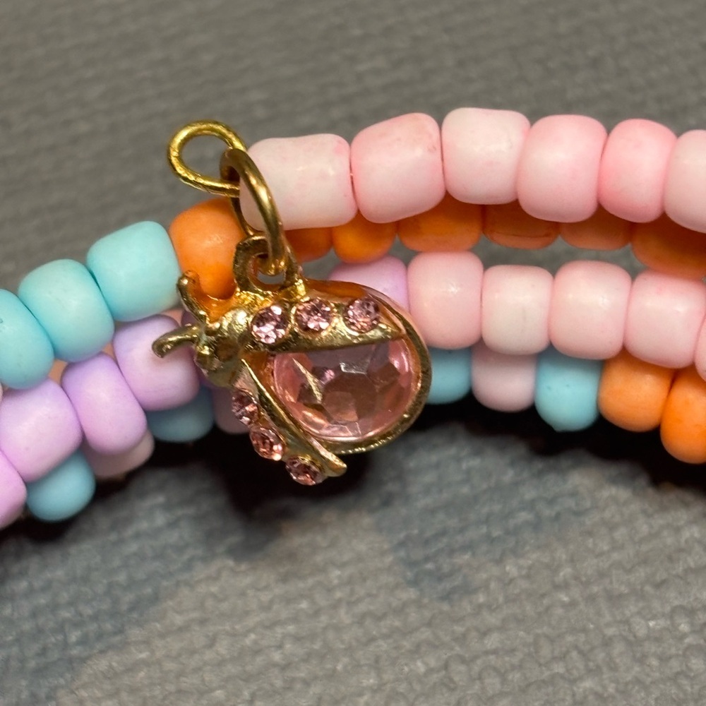 🌸Spring is here! Memory Wire Bracelet 🌸 - Picture 2 of 4